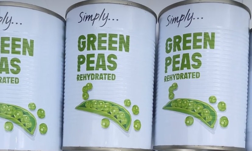 Simply green peas rehydrated